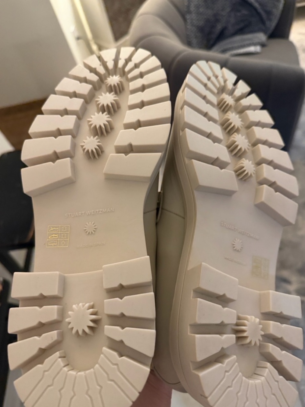 Stuart Weitzman Cream Leather Penny Loafers - Picture 7 of 9